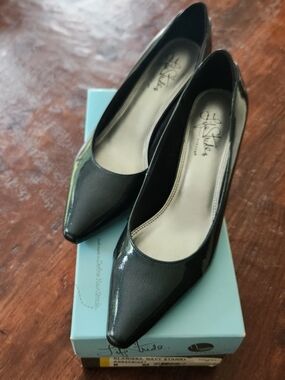 Life Stride Soft System Klarissa Navy Starry Patent Pointed Toe Pumps